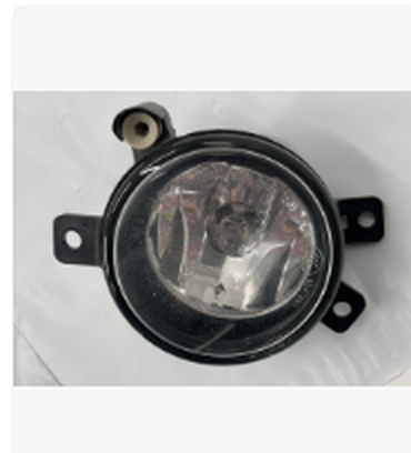 Neblinera LH original OEM, seminueva — BMW X1/X2/X3/X4 · F25 F26 F39 F48 2011-2019